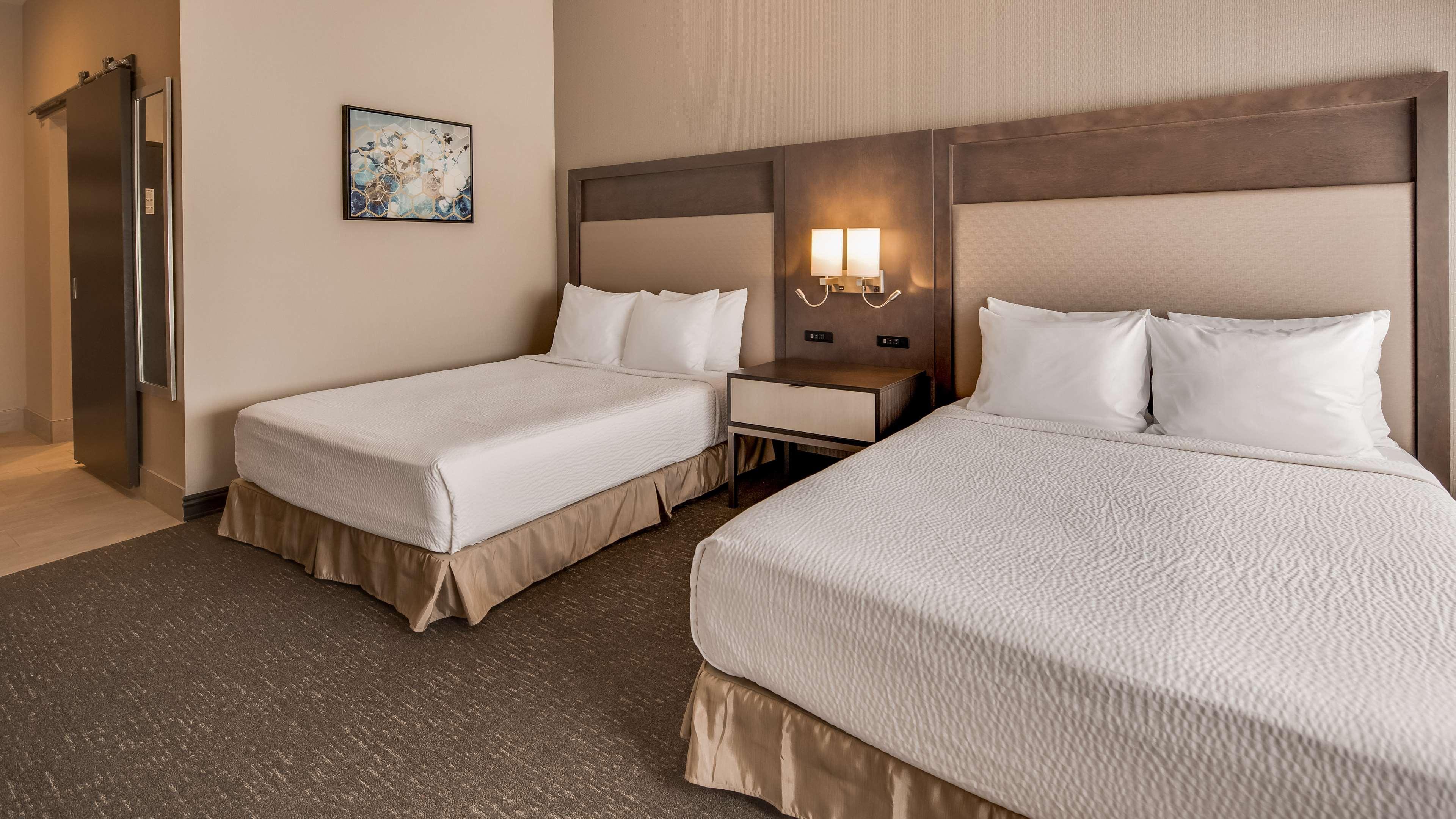 เบสต์ เวสเทิร์น พลัส เอ็กเซกคิวทีฟ เรซิเดนซี ริกบีส์ วอเตอร์ เวิร์ลด์ โฮเทล Hotel วอร์เนอร์ โรบินส์ ภายนอก รูปภาพ