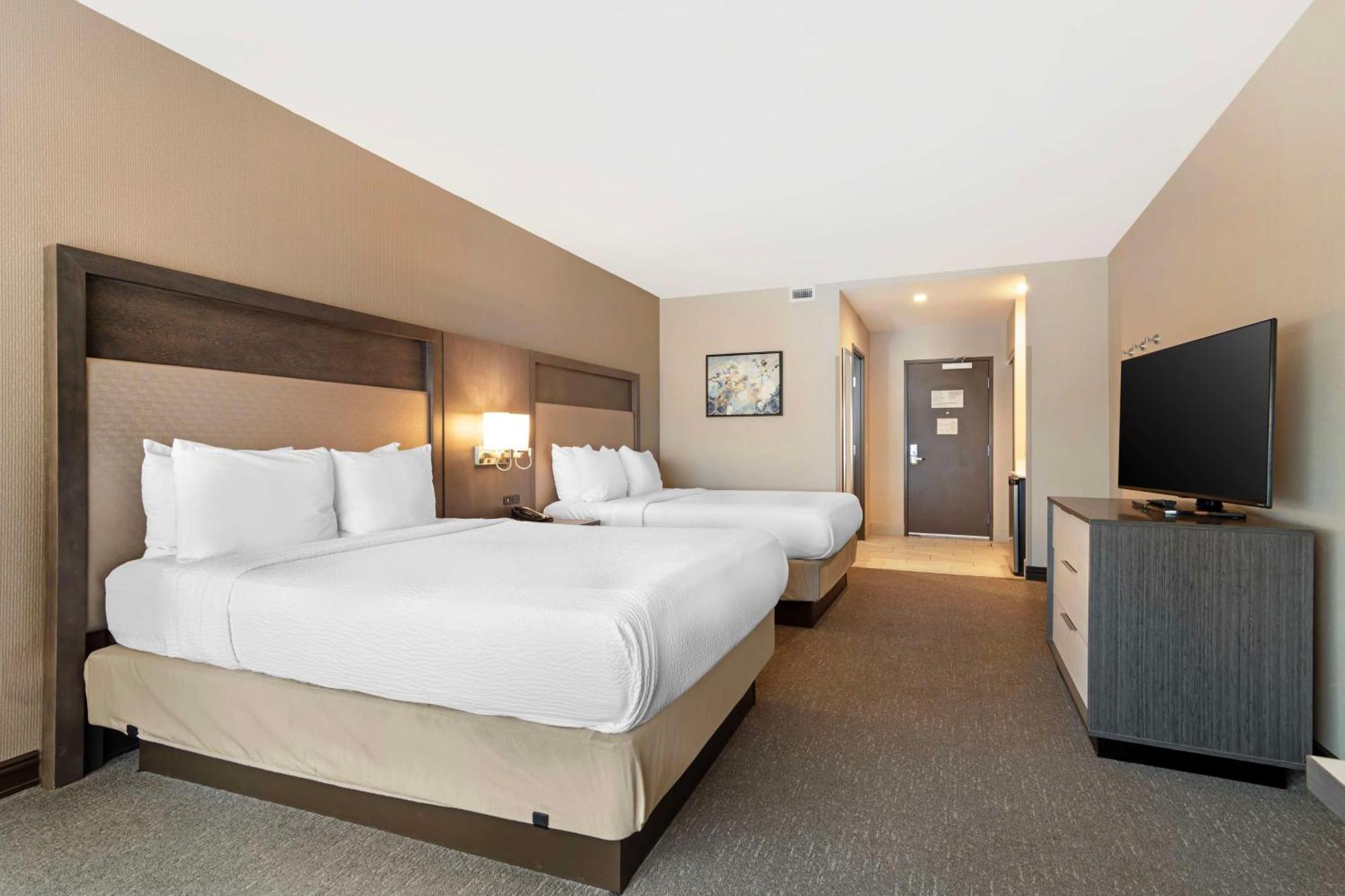 เบสต์ เวสเทิร์น พลัส เอ็กเซกคิวทีฟ เรซิเดนซี ริกบีส์ วอเตอร์ เวิร์ลด์ โฮเทล Hotel วอร์เนอร์ โรบินส์ ภายนอก รูปภาพ